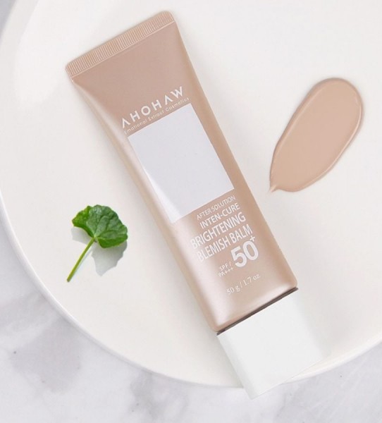Kem Nền Hỗ Trợ Che Khuyết Điểm 3 In 1 - Ahohwa Brightening Balmish Balm SPF 50+/PA+++ 50gr